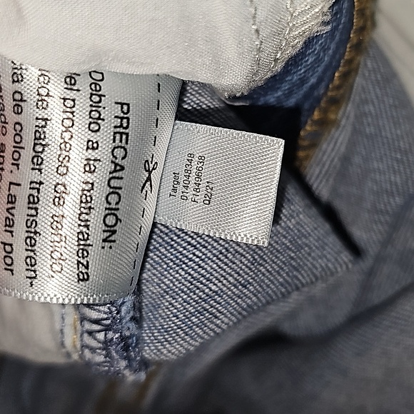 Universal Thread High Rise Skinny Distressed Medium Wash Denim Jeans 6/28 VGUC - Picture 12 of 12